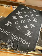 Louis Vuitton L Classic Old Flower Pattern Long Scarf  - 4