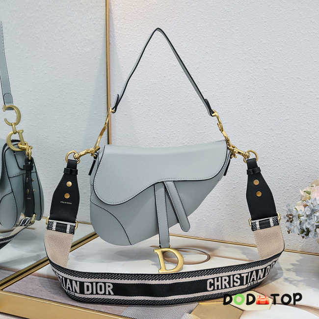 Dior CD Saddle Bag With Strap in Light Blue Size 25.5 x 20 x 6.5 cm - 1