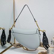 Dior CD Saddle Bag With Strap in Light Blue Size 25.5 x 20 x 6.5 cm - 6