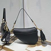 Dior CD Saddle Bag With Strap in Black Size 25.5 x 20 x 6.5 cm - 3