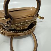 Miumiu Half Moon Shell Bag Caramel Size 17 cm - 4