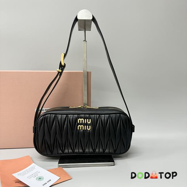 Miu Miu Matelassé Shoulder Bag Black Size 25 x 7 x 12 cm - 1