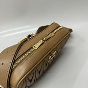 Miu Miu Matelassé Shoulder Bag Caramel Size 25 x 7 x 12 cm - 6