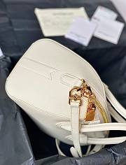 Givenchy Antigona Tote Handbag White Gold Size 22 x 20 x 13 cm - 6