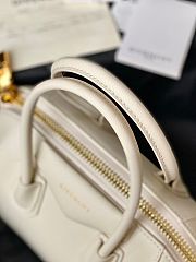 Givenchy Antigona Tote Handbag White Gold Size 22 x 20 x 13 cm - 5