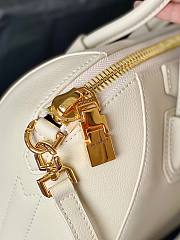 Givenchy Antigona Tote Handbag White Gold Size 22 x 20 x 13 cm - 3