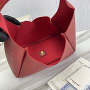 Givenchy G-Hobo Red Medium Leather Shoulder Bag Size 31 x 15 x 43 cm - 6