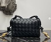 Bottega Veneta Mini Loop Camera Bag Black Size 11 x 17 x 6 cm - 1