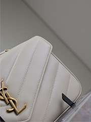 YSL Large Leather Loulou Shoulder Bag White Size 29 × 17 × 8 cm - 4