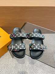 Louis Vuitton Slippers Black - 1