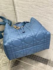 Dior Toujours Large Rhombus Blue Size 28.5 x 19 x 21 cm - 2