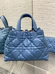 Dior Toujours Large Rhombus Blue Size 28.5 x 19 x 21 cm - 3