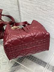 Dior Toujours Large Rhombus Red Size 28.5 x 19 x 21 cm - 4