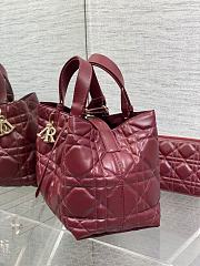 Dior Toujours Large Rhombus Red Size 28.5 x 19 x 21 cm - 2