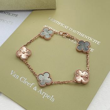 Van Cleef & Arpels Bracelet 03