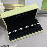 Van Cleef & Arpels Bracelet 04 - 4