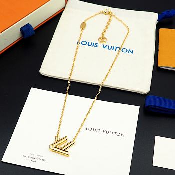 Louis Vuitton Necklace 03