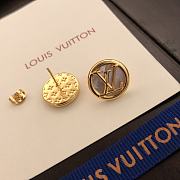 Louis Vuitton V Logo Set - 2