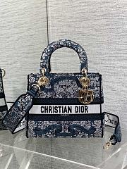 Dior Medium Lady D-Lite Bag 03 Size 24 x 11 x 20 cm - 1