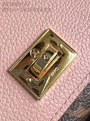 Louis Vuitton Victorine On My Side Wallet Pink Size 12 x 9.5 x 2.5 cm - 4