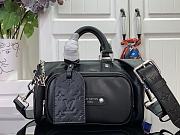 Louis Vuitton Keepall Bandoulière 25 Handbag M13988 Black Size 15 x 11 x 25 cm - 1