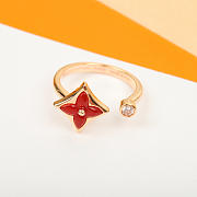 Louis Vuitton Blossom Mini Star 18K Gold Ring  - 4