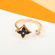 Louis Vuitton Blossom Mini Star 18K Gold Ring  - 3