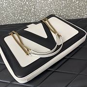 Valentino Garavani Medium White Chain Tote Bag Size 37 x 26 x 2 cm - 6