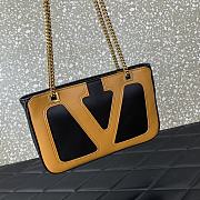 Valentino Garavani Small Black Chain Tote Bag Size 27 x 18 x 3 cm - 4