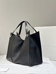 The Row Alexia Small Tote Bag in Grained Calfskin Black Size 36 x 29 x 15 cm - 5