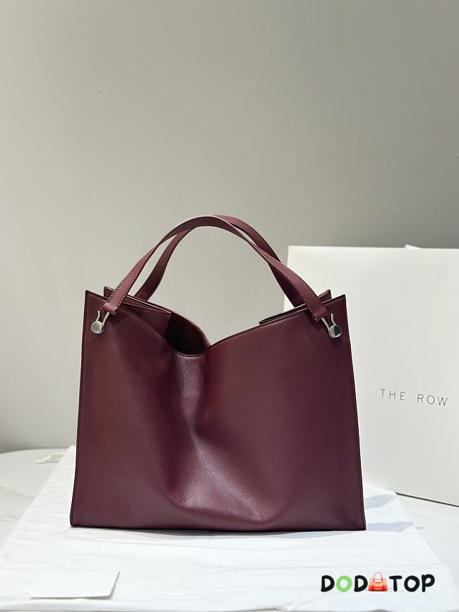 The Row Alexia Small Tote Bag in Grained Calfskin Red Size 36 x 29 x 15 cm - 1