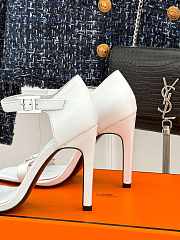 Hermes Classic White Sandals - 6