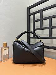 Loewe Puzzle Medium Shoulder Bag Black Size 24 x 10 x 14 cm - 1