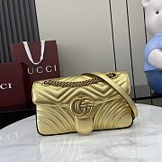 Gucci GG Marmont Small Shoulder Bag Gold Size 26 x 15 x 7 cm - 1