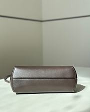 Fendi First Small Brown Size 26 x 18 x 9.5 cm - 4