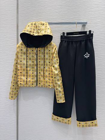 Louis Vuitton Women Set