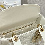 Dior Lady White Lambskin Leather Cannage Size 20 x 17 x 8 cm - 6