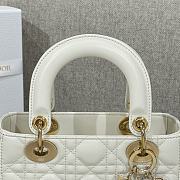 Dior Lady White Lambskin Leather Cannage Size 20 x 17 x 8 cm - 4