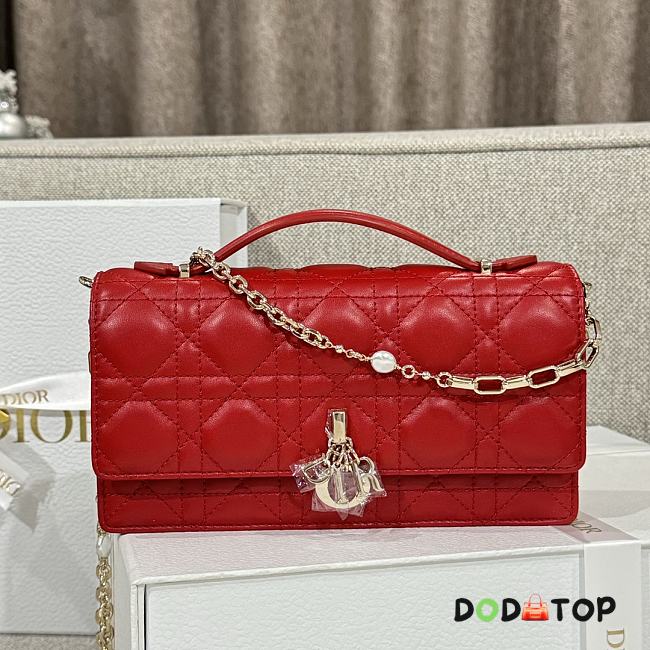 Dior Miss Dior Top Handle Bag Red Size 21 x 11.5 x 4.5 cm - 1