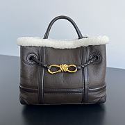 Bottega Veneta Small Andiamo Merinos Aviator Bag Size 25 x 22 x 10.5 cm - 1