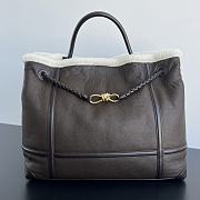 Bottega Veneta Large Andiamo Merinos Aviator Bag Size 45 x 22 x 34 cm - 1