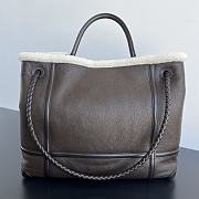 Bottega Veneta Large Andiamo Merinos Aviator Bag Size 45 x 22 x 34 cm - 3