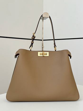 Fendi Peekaboo Soft Large Camel Size 40.5 x 13 x 28 cm