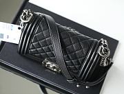 Chanel Boy Bag Grain Calfskin Black Size 20.5 x 12 x 8.5 cm - 5