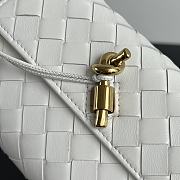 Bottega Veneta Andiamo Clutch Wallet White Size 19 x 11.5 x 3 cm - 6