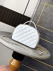 Chanel Bowling Handle Bag White Size 20 cm - 3