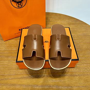 Hermes Brown Men's Slippers