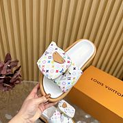 Louis Vuitton Flats - 5