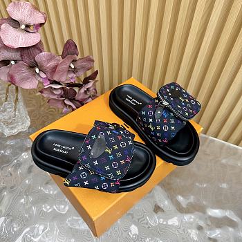 Louis Vuitton Black Flats