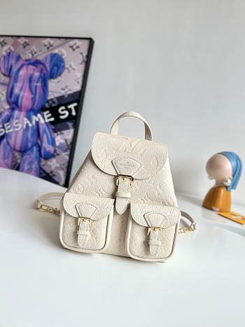 Louis Vuitton M47106 Backpack White Bag Size 20 × 22 × 14 cm